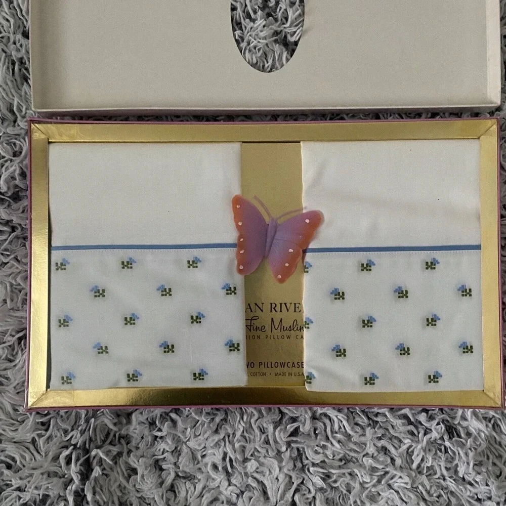 Vintage Dan River Fine Muslin Cotton Pillow Cases New- Only Top Lid Opened (NOS)
